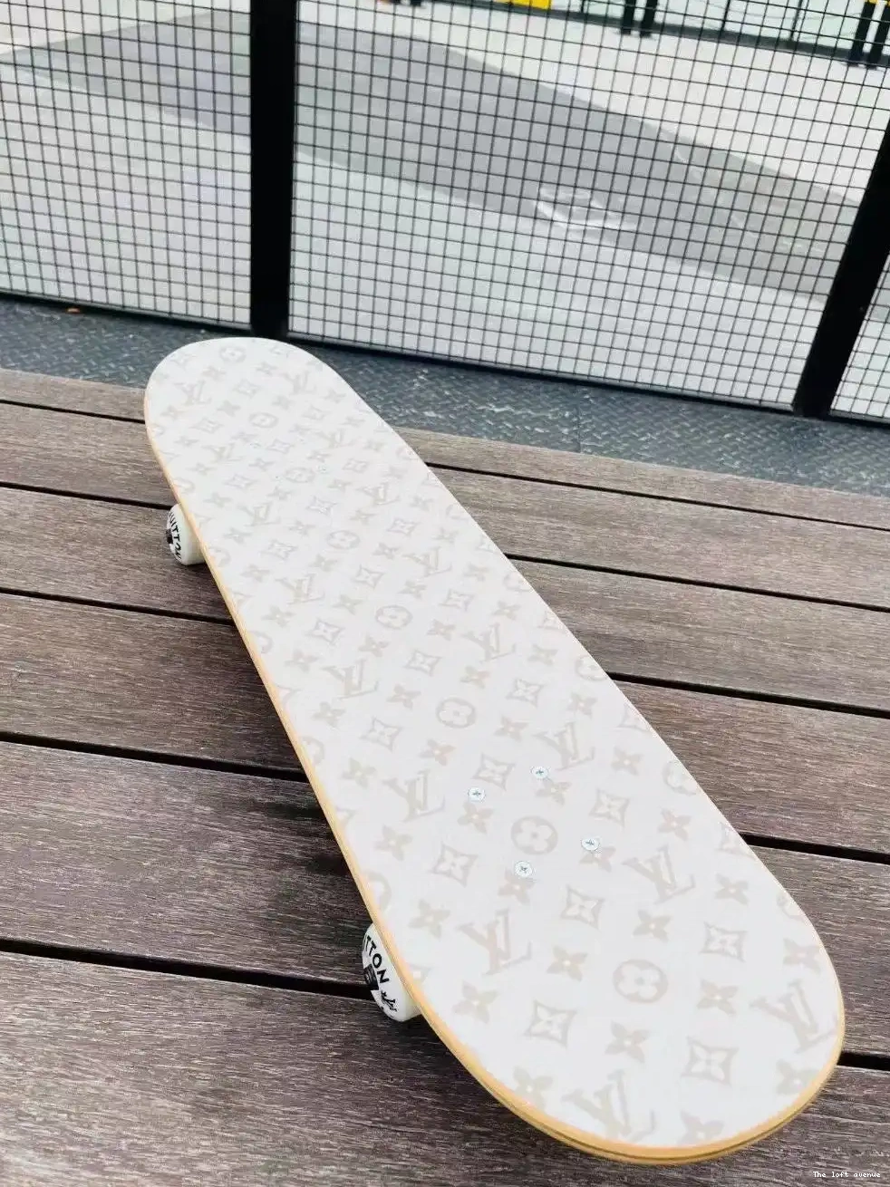 SKATEBOARD CUSTOM LV 0501